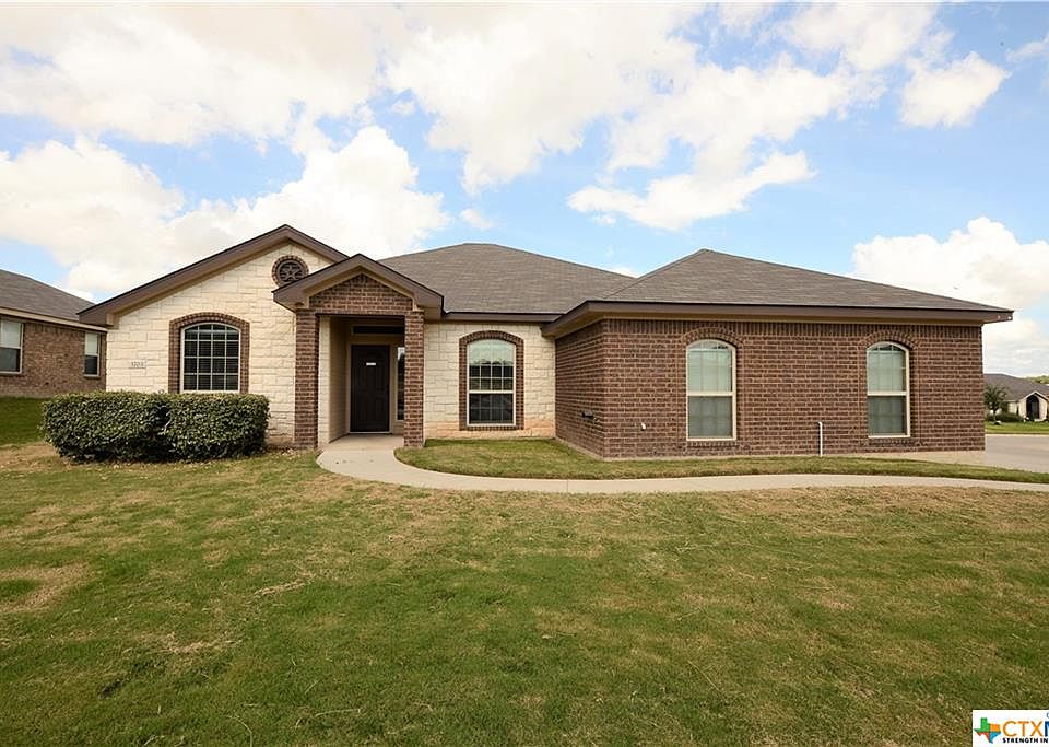 1st image of 3703 Flatrock Mountain Dr