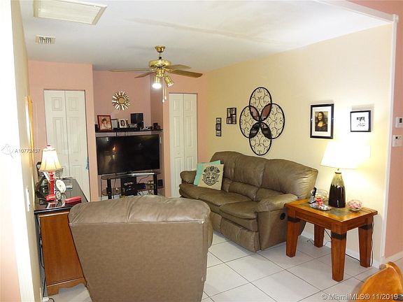 4th image of 6722 N Parkway Dr #4-6