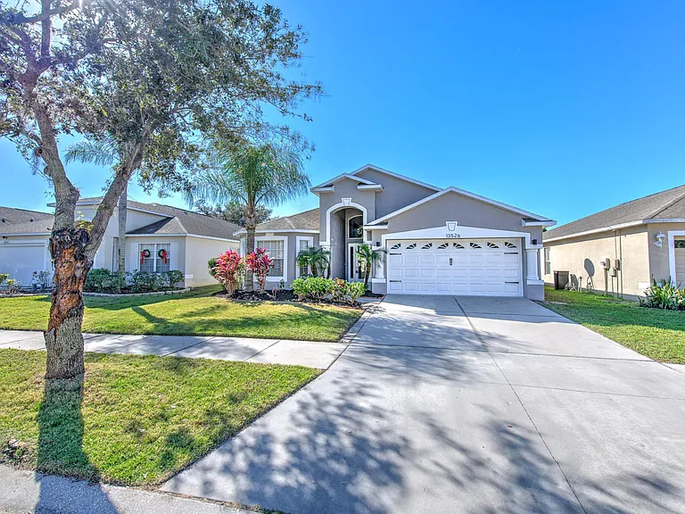 13526 Fladgate Mark Dr — Photo 2
