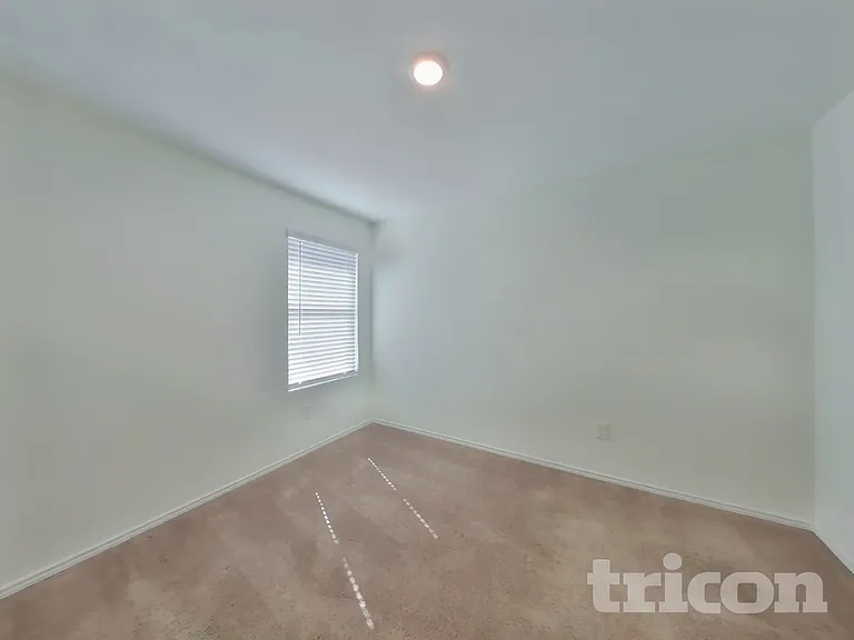 5715 Vista Point — Photo 14