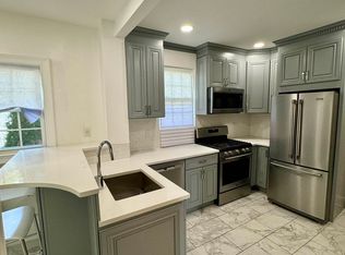 16115 33rd Ave, Flushing, NY 11358