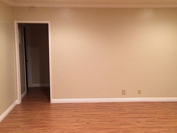 2nd image of 645 Fairview Ave APT 2