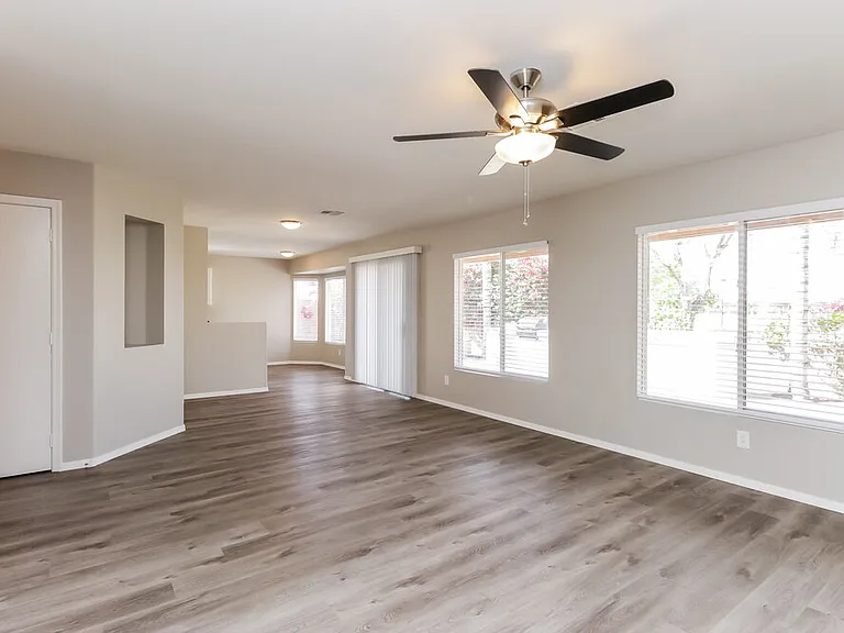 1194 S Anvil Pl — Photo 5