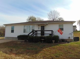 2505 Orchard Hill Ln, Neosho, MO 64850