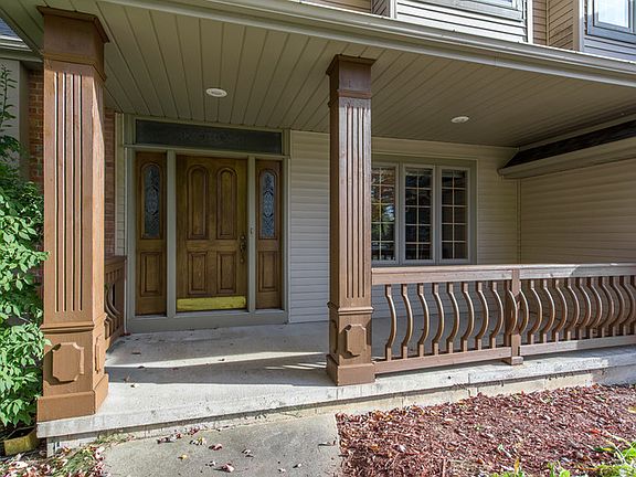 3rd image of 2010 Trail Wood Cir E