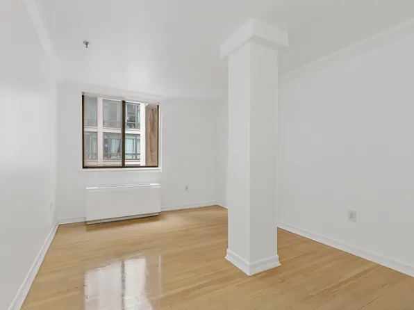136 West 23rd Street 4C image 12 of 13