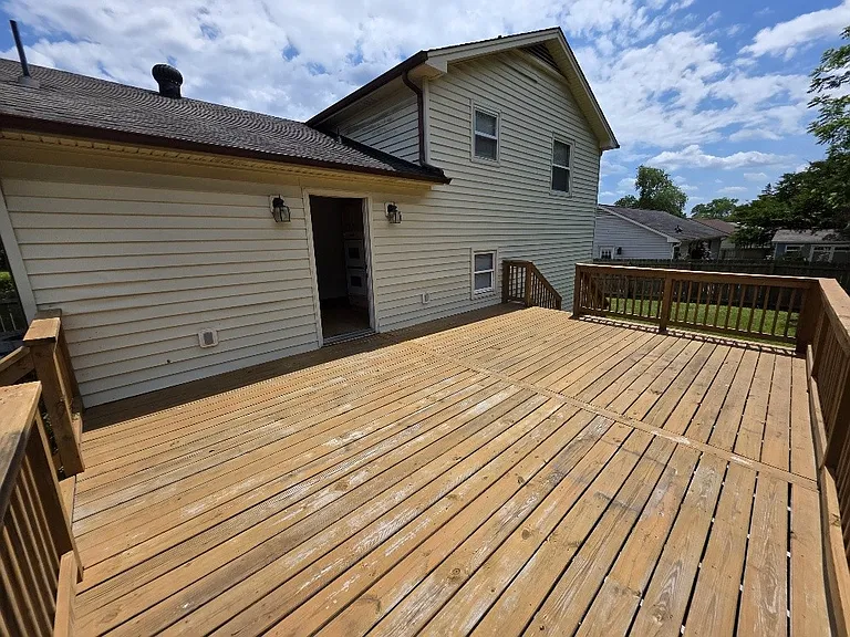 135 Grenadier Dr — Photo 25