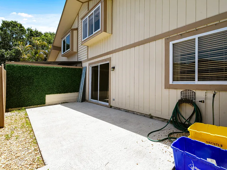 324 Maplecrest Cir — Photo 5