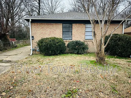 3253 Ford Rd Photo 1
