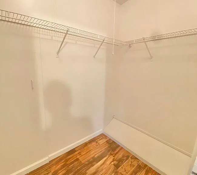 712 S Vaughn Ave #3R — Photo 7