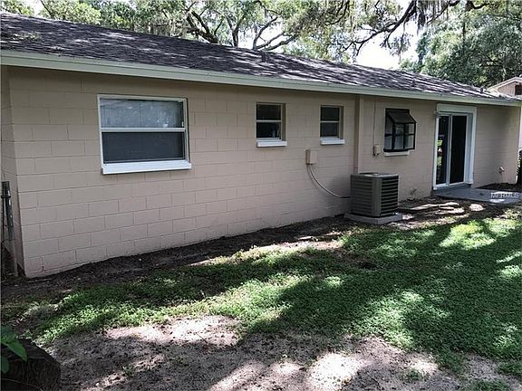 2nd image of 4412 Dolphin Dr