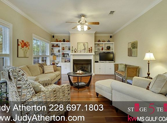 2nd image of 12428 Oakview Ct