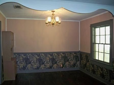 2nd image of 206 Bonner Ferry Rd