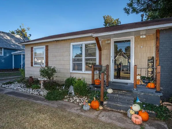 1217 W Mansur Ave, Guthrie, OK 73044