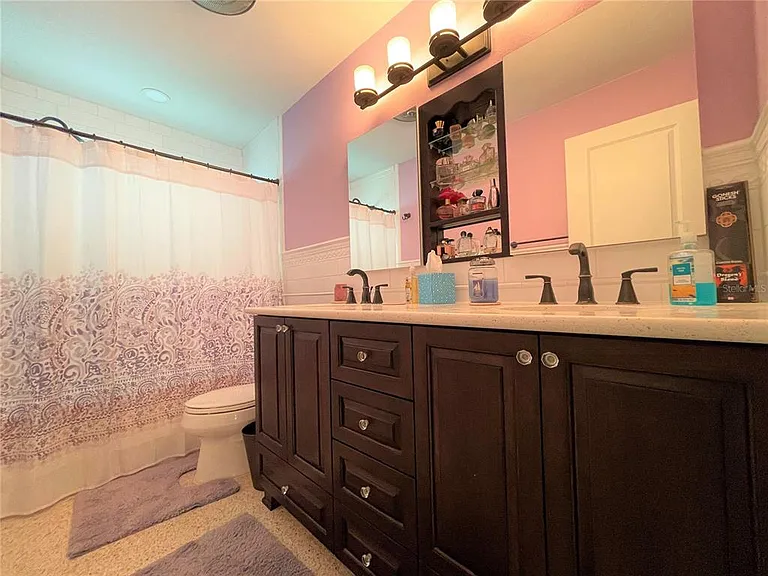 17045 Dolphin Dr — Photo 21