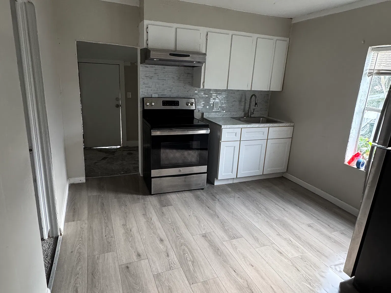 2 bed, 609 sqft, $1,000 — Photo 3