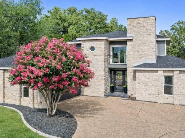 1904 Lakeway Blvd, Lakeway, TX 78734