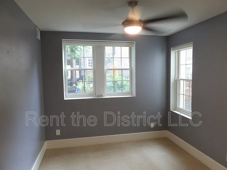 2926 Porter St NW #102 — Photo 5