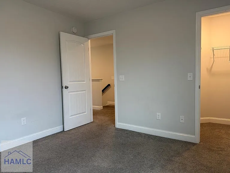 345 McClelland Loop NE — Photo 24