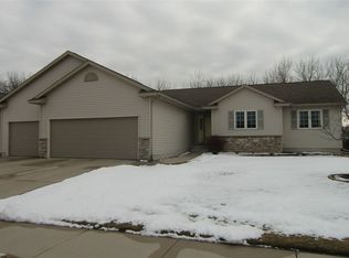 112 Shawn Ave, Arlington, WI 53911