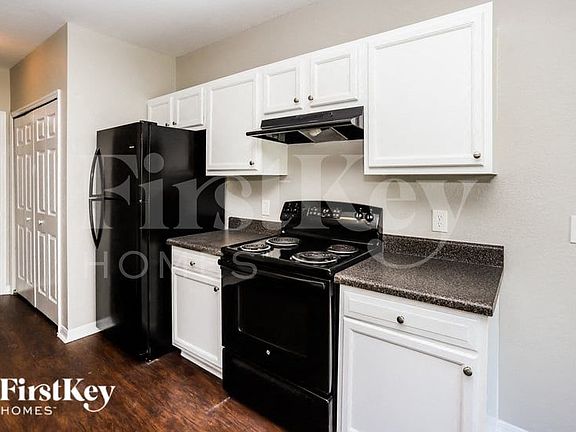 5th image of 5196 Sylvania Ave