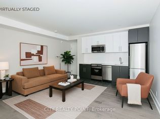 11 Walmer Rd #602, Toronto, ON M5R2W9