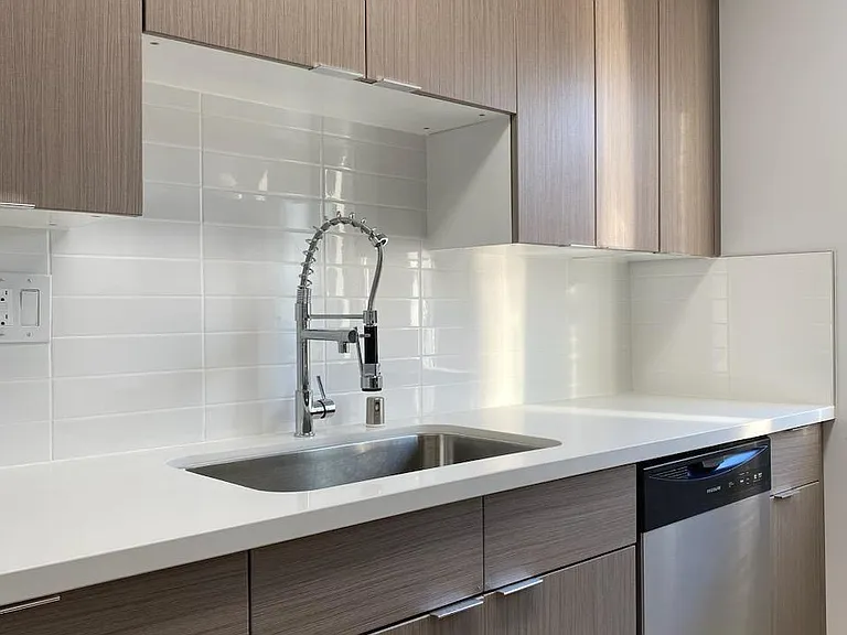 2515 Ocean View Ave #103 — Photo 3