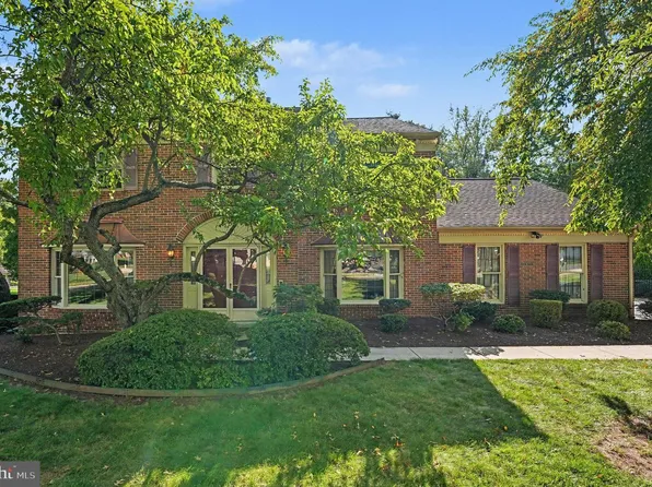708 Aldrin Ave, Lansdale, PA 19446