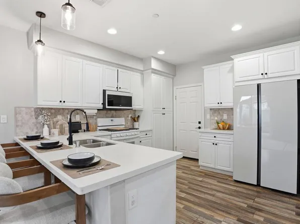 8629 Sage Shadow Dr, Lakeside, CA 92040