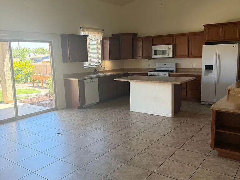 2189 Jacks Dr — Photo 9