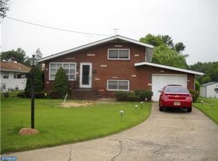 124 N Bellmawr Ave, Bellmawr, NJ 08031