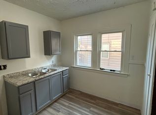 3231 Berea Rd APT 2, Cleveland, OH 44111