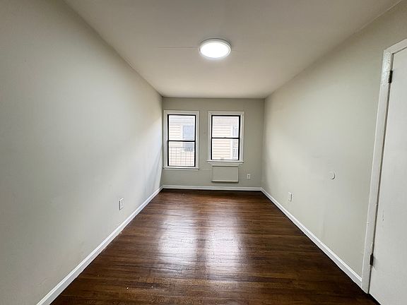 4th image of 44 Bragaw Ave Floor 2