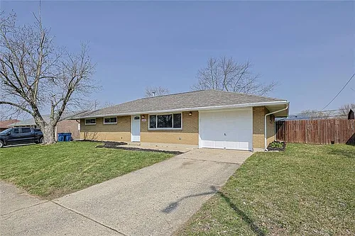 5595 Shady Oak St Photo 1