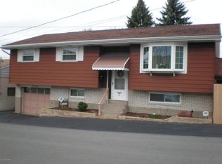 311 W 16th St, Hazleton, PA 18201