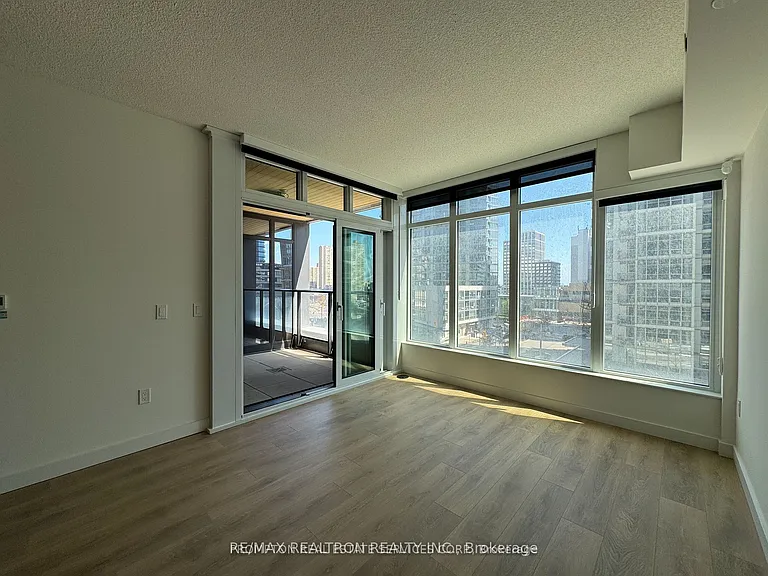 1 Concord Cityplace Way #312 — Photo 4