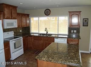 1st image of 909 W Fordham Dr