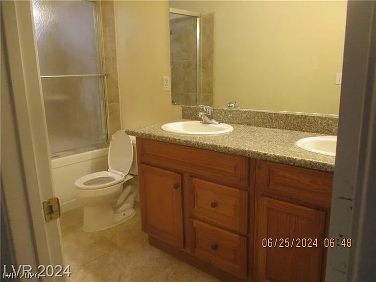 8216 Grassy Point Cir — Photo 20