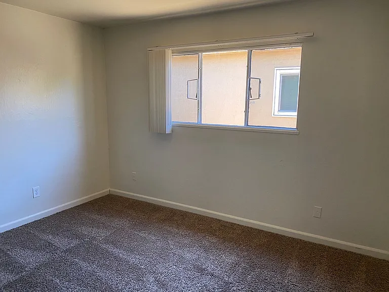 1824 Haussler Dr — Photo 5