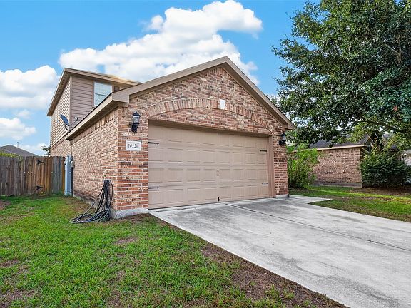 4th image of 10221 Stone Gate Dr