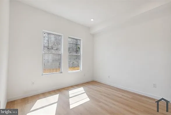 5102 Arch St #2 — Photo 23
