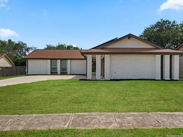 11305 golden oak, Live Oak, TX 78233