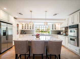 822 W Linger Ln, Phoenix, AZ 85021