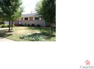 5621 Meadowood Dr, Indianapolis, IN