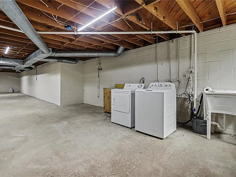 4725 Kitty Hawk Pl — Photo 23