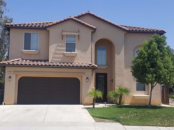 2nd image of 5502 N La Ventana Ave