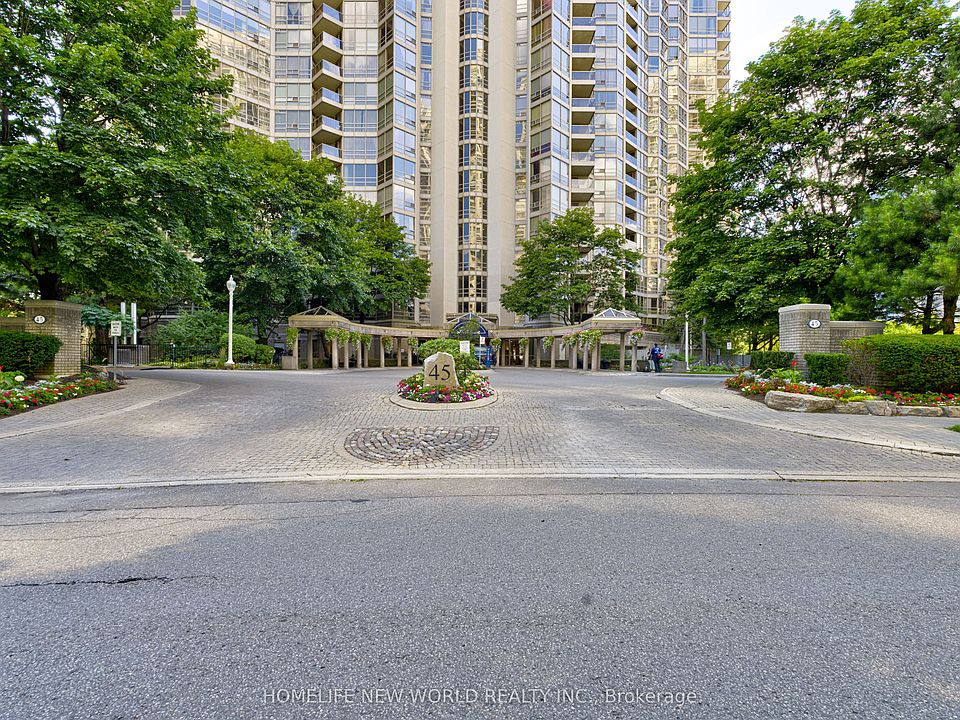 1st image of 45 Kingsbridge Garden Cir #2704