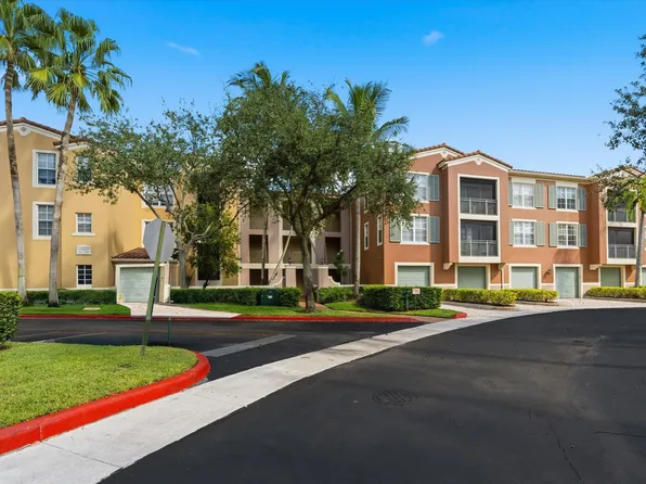 11750 Saint Andrews Pl, Wellington, FL