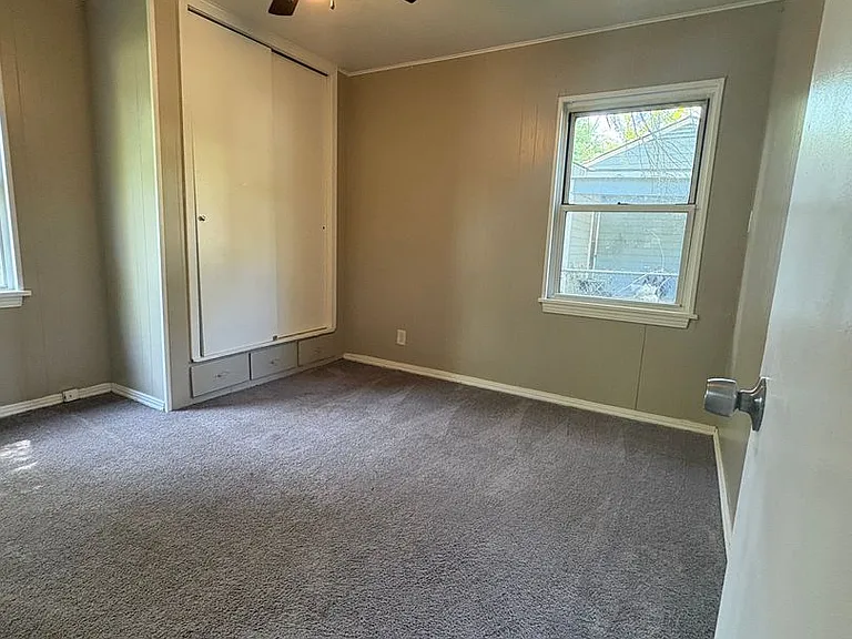 6301 Canal Blvd — Photo 14