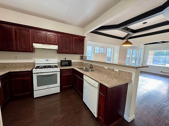 3rd image of 2507 W Avenue 34